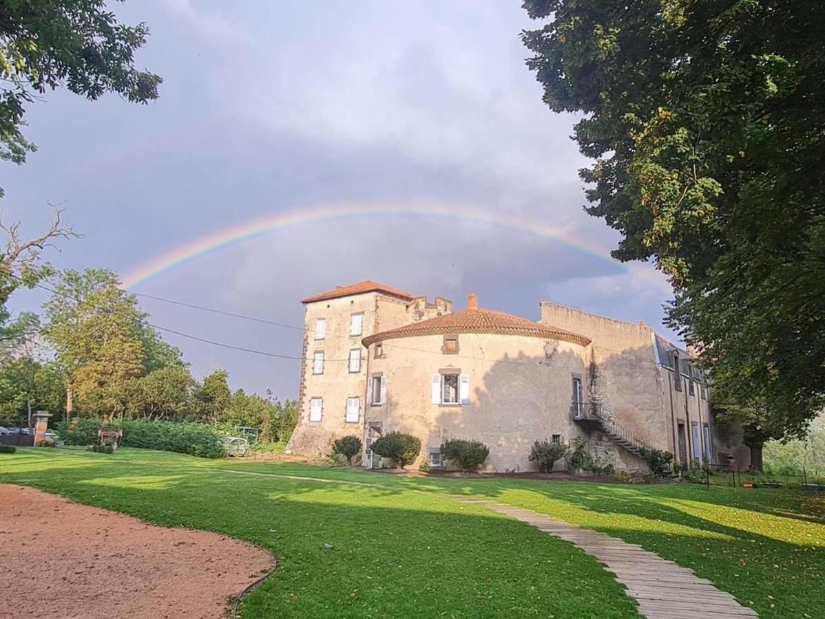Tour Du Chateau De Gondole Le Cendre Bagian luar foto